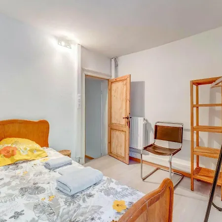 Cosy Holiday In Hastière With A Terrace Casa vacanze *