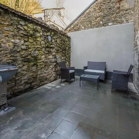 Cosy Holiday In Hastière With A Terrace Hastiere-par-dela